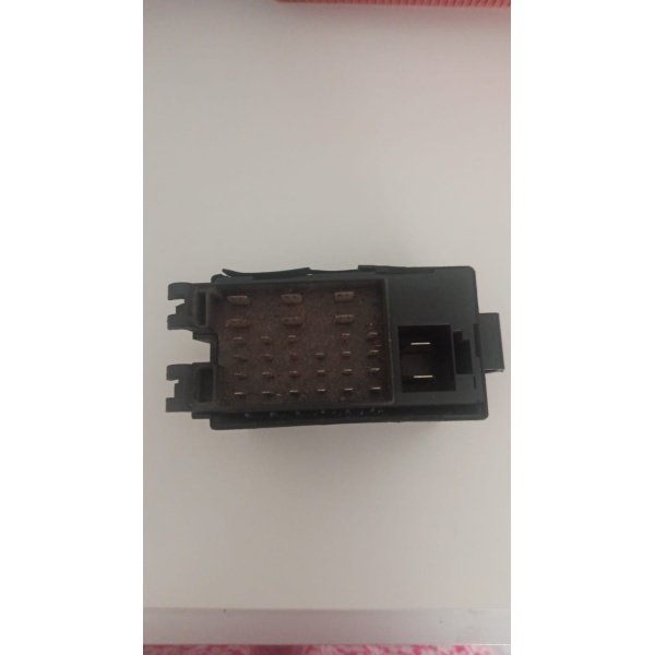 Caixa de Rele Gol G5 Saveiro Voyage Original 5UO 937 537 A (Usado)