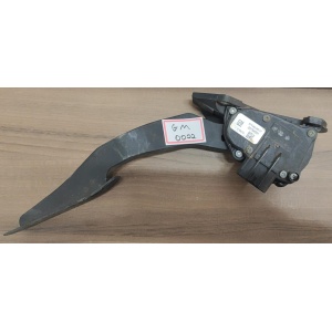 PEDAL ACELERADOR GM CAPTIVA 20784691 (USADO)