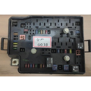 CAIXA FUSIVEL GM S10 FLEX 2015 52055644 (USADO)